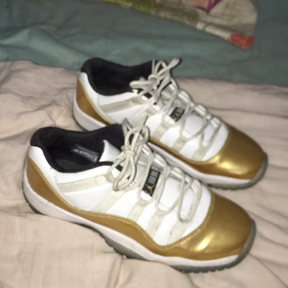 Jordan 11s - Picture 2 of 2
